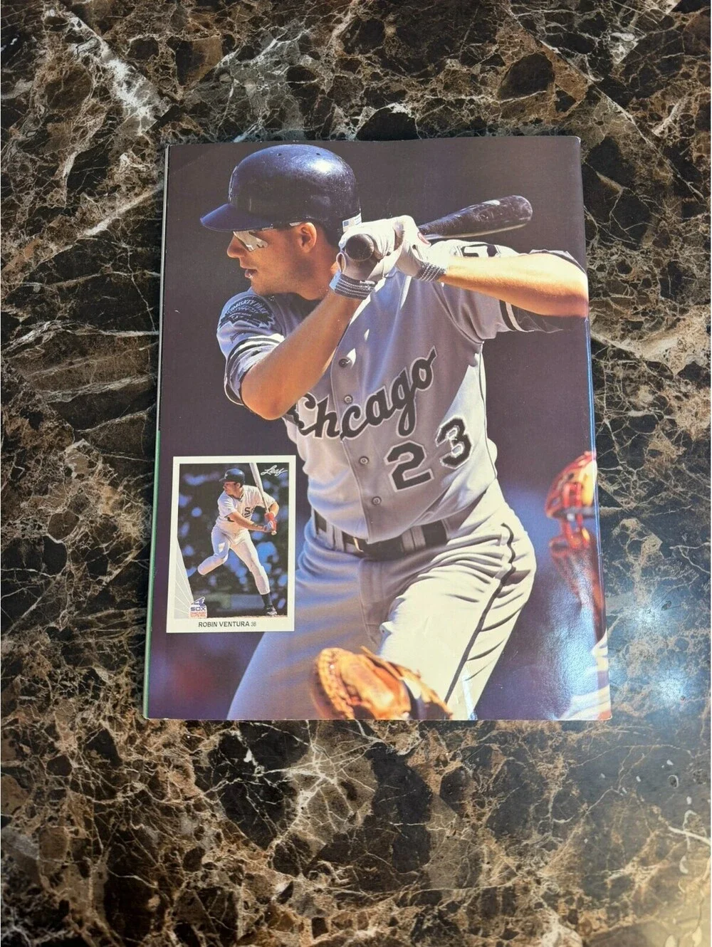 Beckett Baseball Card Monthly December 1991 Issue #81 Cecil Fielder Detroit Tige